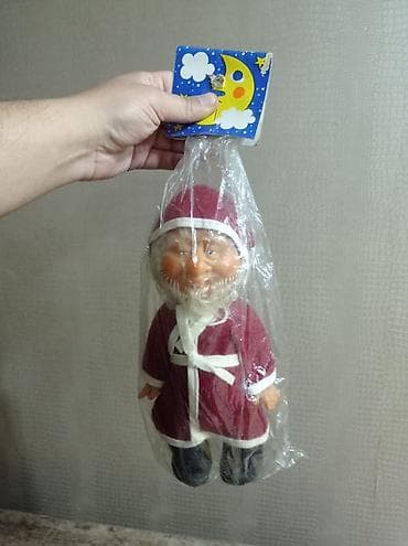 Vintage “Yeni il babası” oyuncağı – Alman Demokratik Respublikasında