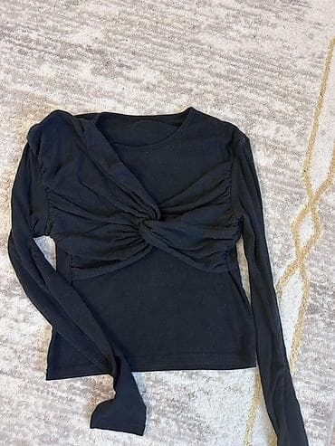 Qadın üst geyimləri dəsti – 4 ədəd 1) Zolaqlı yay bluzası: - Rəng — 2