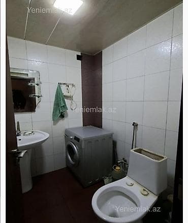 yeni emlak.az kiraye evler: Kohne Tikili Bina! 3 otag 70m2 5 / 1 mertebe Sumgayit 8 mikrayon — 9