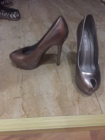 b class makasin: Tuflilər, Ölçü: 36, rəng - Gümüşü, Yeni — 2