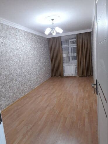 1 ci mikrorayon satilan evler: Bakı, 2 otaqlı, Köhnə tikili, m. Xalqlar Dostluğu, 65 kv. m — 3