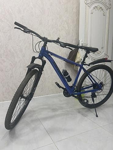 velosiped 30: Dağ tipli velosiped – mavi rəng, yüngül alüminium gövdə ilə — 2