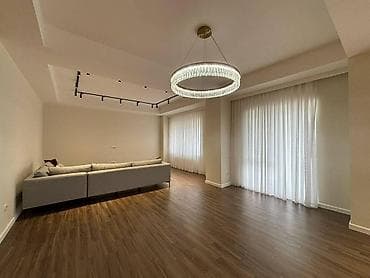 Mənzillər: İcarəyə verilir 3 otaqlı yeni tikili 140 m², Ağ şəhər q. Kateqoriya — 6