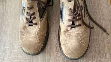 klassik kişi çəkmələri: Docker’s kişi ayaqqabısı Yenidir. Ölçü böyük olduğu üçün — 1