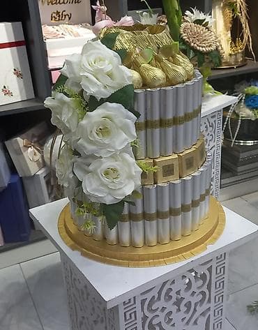 kisi balonkalari: Mərtəbə şokolad xonnçasi sifariş üçün 0702887030 — 1