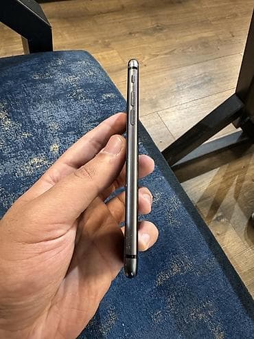 ıphone 6: IPhone 8, 64 GB, Qara, Barmaq izi — 4