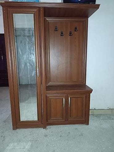 taxta ref: İşlənmiş, 2 qapılı, Güzgülü, Qəhvəyi, Açılan, Düz dolab — 1