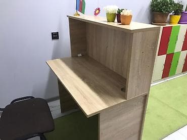 Resepşen masası. Hər cür rəngdə yıgılır Hündürlük-120