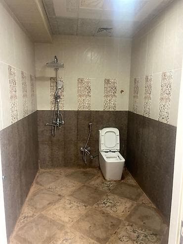 Nizami rayonu, Qara Qarayev metrosunun çıxışı, Nəbz Klinikasının — 3