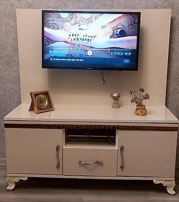 Düz TV altlığı, Polkalı, Taxtalı