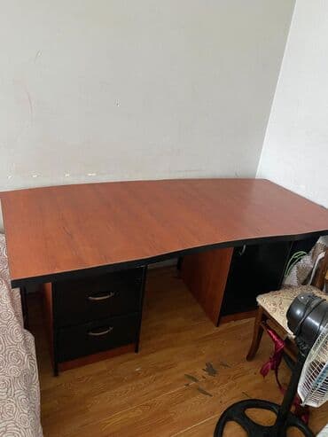 Офисные гарнитуры: Б/у, Для сотрудника, Прямоугольный стол — 2