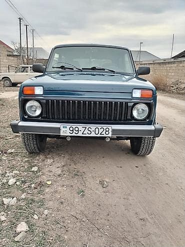 lada niva cadır: VAZ (LADA) 4x4 Niva: 1.7 l | 2015 il 14600 km Ofrouder/SUV — 3