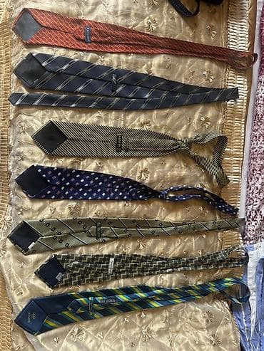 dest geyim: Qalstuk — 2