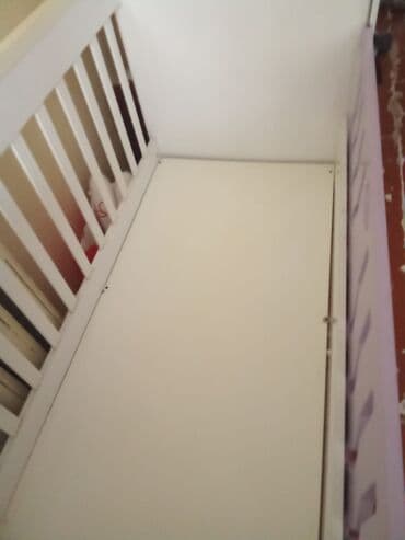 usaq ucun lovheler: Oğlan və qız üçün, Dördbucaq, Beşik, Dəst ilə, Matrassız, Yellənmə mexanizmsiz — 3