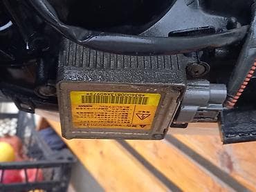 teker 215 65 16: Sol, Yaxın və uzaq vuran işıqlar Nissan, Orijinal, Yaponiya — 3