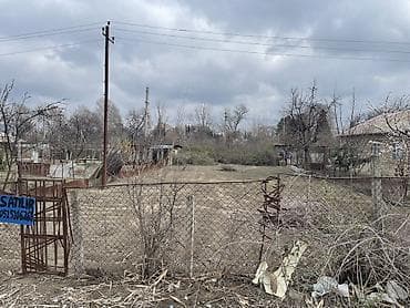 9 cu mkr satilan evler: 6 sot, Tikinti — 1