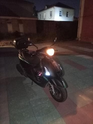 agv kask: Ziğzağ mopedi satılır yenidir 3 aydır alınıb üsdündə kaska birdə təzə — 3