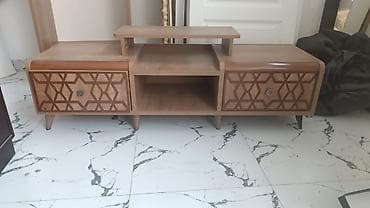 utu alti: Tv stand 55₼.Təcili satılır.Yaxşı vəziyyətdə.Ünvan Savalan &Sara — 1