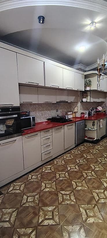 elian mebel: Sifarişlə mətbəx dəsti, Sadə petlələr, Taxta, Kredit yoxdur, Ünvandan götürmə — 10