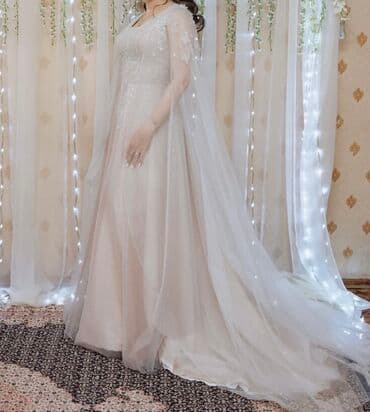 вечернее платье шифоновый: Zərif və eleqant görünüşə sahib, yüngül parçadan tikilmiş gəlinlik — 5