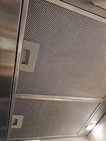 korpuslar: Ariston markasının aspiratoru yeni kimi qalıb heç bir problemi yoxdur — 1