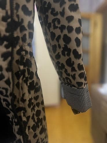 deri plaş: Leopard naxışlı qadın/kurtka
S razmer — 2