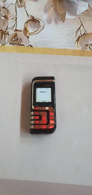 telefon tripodu: Nokia 1, 2 GB, rəng - Qara, Düyməli — 1