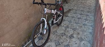 cube velo: Velosiped – dağ/şəhər tipli, ağ rəng. - Təkərlər: 28" ölçü, dişli — 8