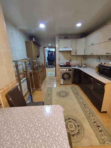 yeni guneslide satilan evler unvan az: Bakı, 4 otaqlı, Köhnə tikili, 100 kv. m — 7