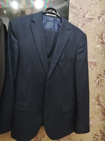 kişi ucun klassik qara kostyum: Kostyumlar — 1