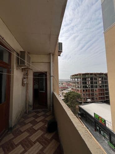 3 otaqlı, 130 kv. m