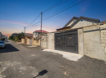 4 otaqlı, 195 kv. m, Kredit var, Orta təmir