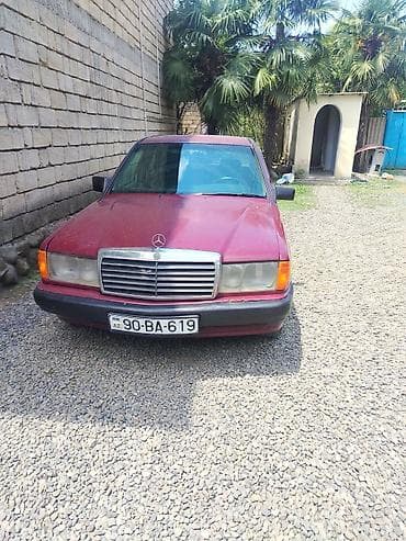 mercedes b class: Mercedes-Benz 190: 0.2 l | 1991 il Sedan — 3