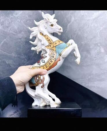 Qab-qacaq və mətbəx ləvazimatları: Fiqur, Keramika, rəng - Ağ — 1