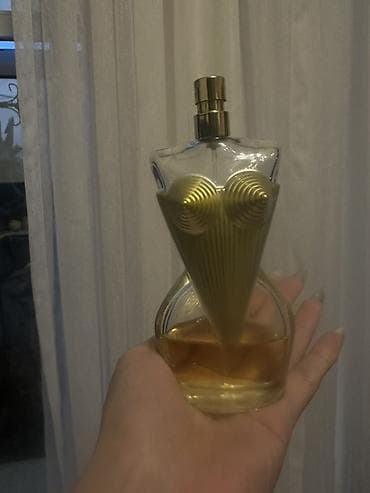 Toy paltarları və aksesuarları: Az 60ml qalıb, Jean Paul Gaultier Classique orginaldır,qalıcılığı — 2
