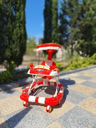 plastik cəllək: Uşaq yerişi üçün gəzdirici (walker) - Rəng: qırmızı-ağ, şən avtomobil — 1
