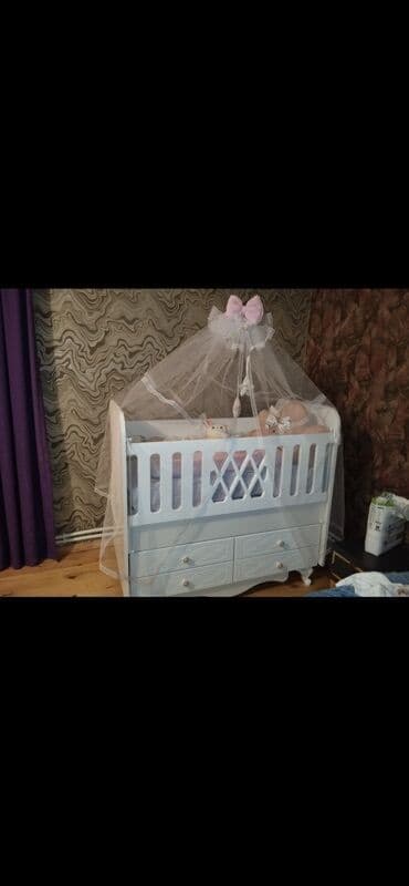 2 mərtəbəli çarpayı: Oğlan və qız üçün, Yeni, Dördbucaq, Beşik, Dəst ilə, Matras ilə, Yellənmə mexanizm ilə — 3