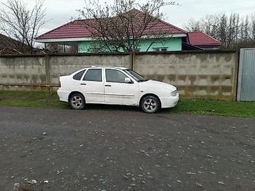 gence traktor zavodu satisi: Volkswagen Polo sedan, ağ rəng. - Kuzov: 4 qapılı sedan, aerodinamik — 3