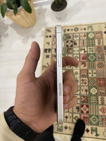 Apple iPhone: IPhone 16, 128 GB, Ağ, Face ID — 4