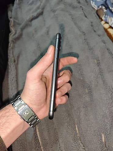 IPhone 11, 64 GB, Qara — 3