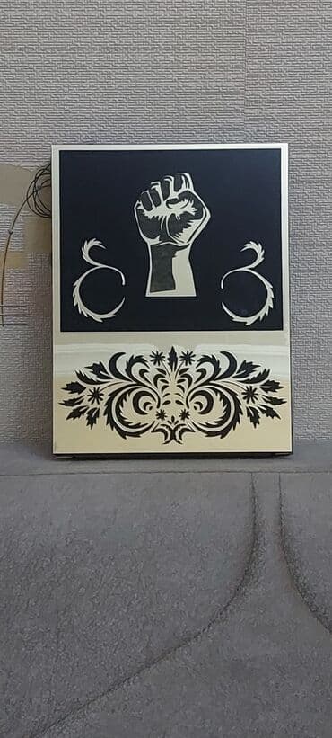 pul yigmaq ucun qab: Suvenir demir yumuruq satilir 10 manata — 1