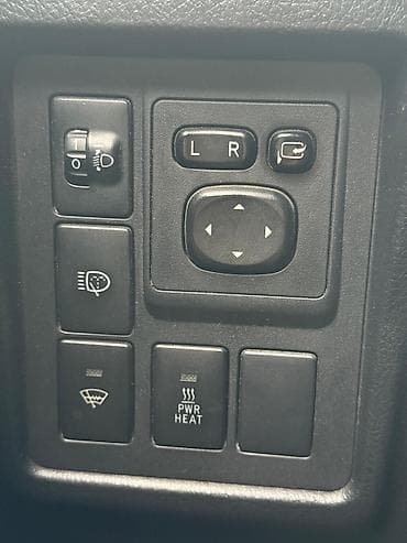 carpayi satisi: Toyota Land Cruiser Prado: 3 l | 2012 il Ofrouder/SUV — 10
