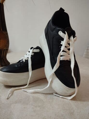 Ölçü: 36, rəng - Qara, Yeni