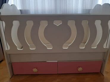 dirəklər: Qız üçün, Dördbucaq, Beşik, Dəst ilə, Matras ilə, Yellənmə mexanizmsiz — 1