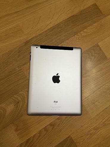 ipad case: IPad 2 – 32 GB, vəziyyəti yaxşıdır. iOS versiyası 9.3.5-dir, buna görə — 2