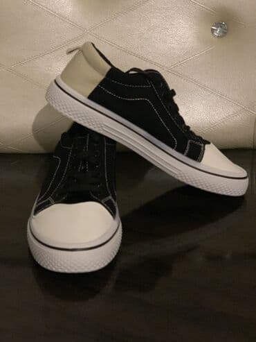 kişi üçün yun şap şaplar: Günlük krossovka – “Fashion Fst. 1985” dizaynı - Rəng: qara–ağ — 7