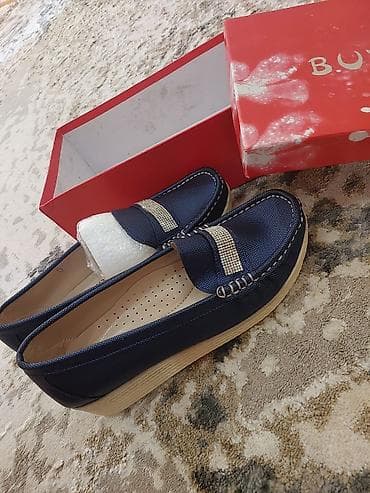 Ölçü: 39, rəng - Göy, Yeni