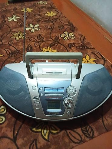 sony mp3 player: Panasonic RX-ES27 portativ stereo audio sistemi Xüsusiyyətlər: - CD — 2