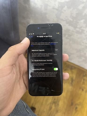 apple watch series 1: IPhone 8, 64 GB, Qara, Barmaq izi — 4