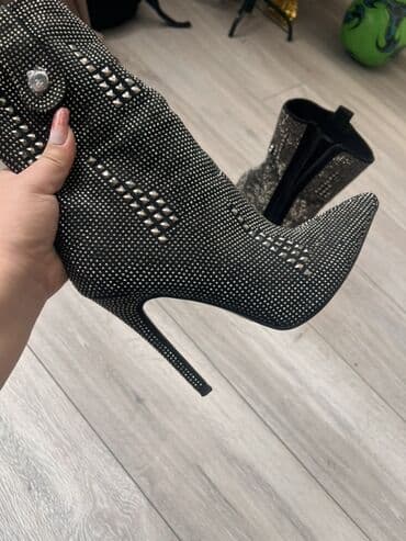 Lc Waikiki, Ölçü: 37, rəng - Qara, Yeni